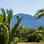 Antinea منتزه العطل 4*