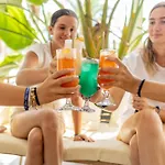 Antinea 4* أرجيليه- سور- مير