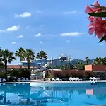 Antinea 4* أرجيليه- سور- مير