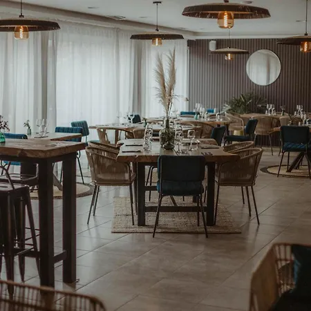 Parque de vacaciones Résidence Antinéa 4*